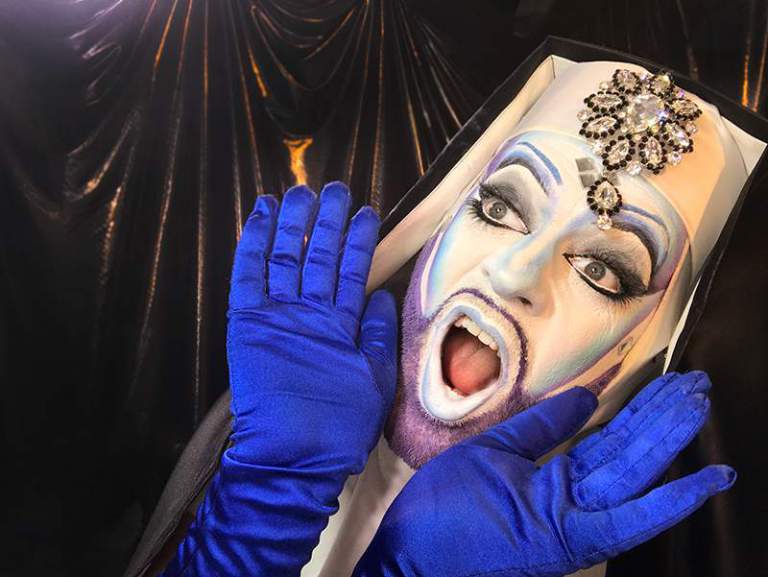 Read more about the article Sister BangBang to become the new face of Dulux